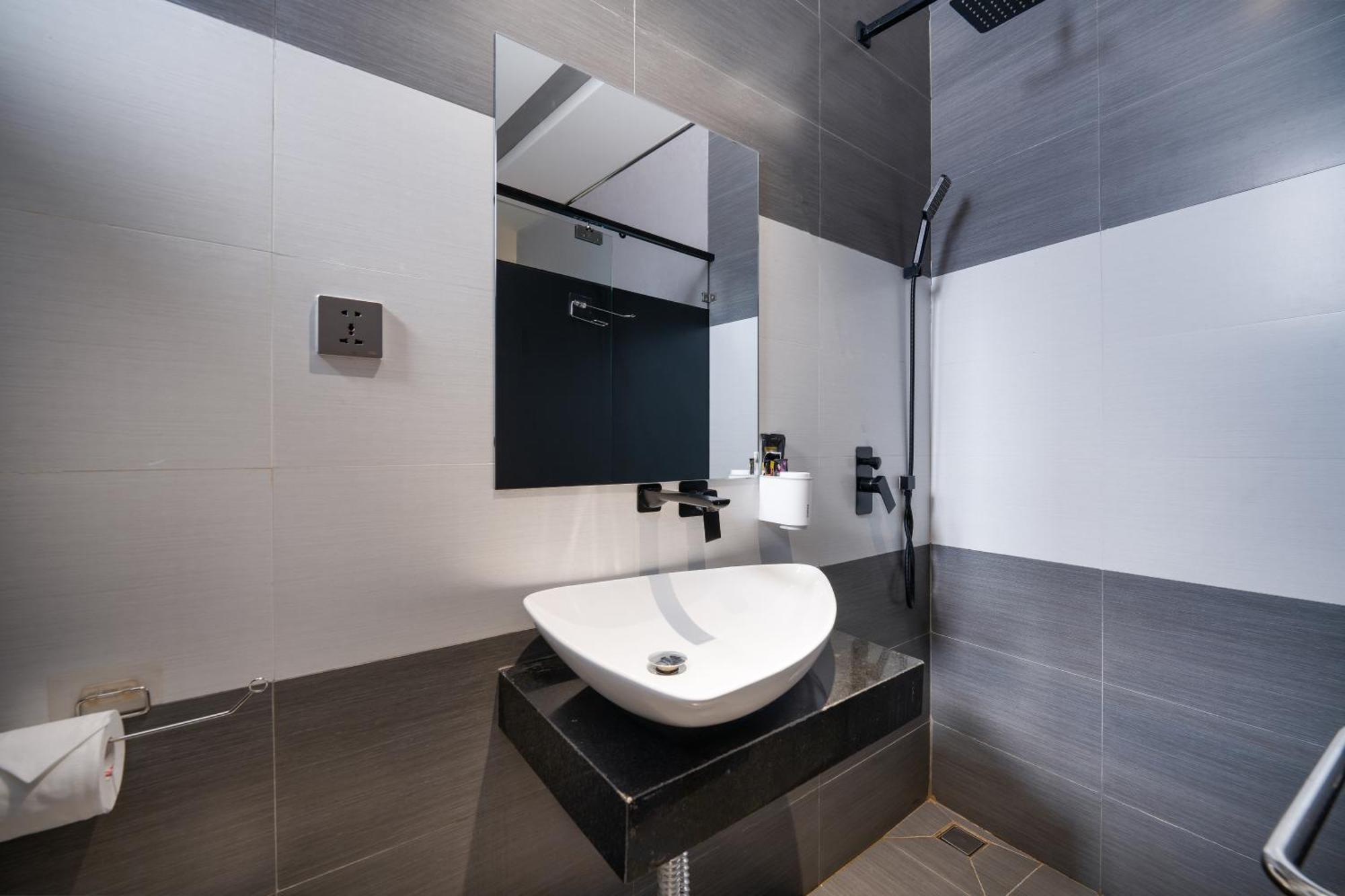Mari Queen Hotel Ho Chi Minh City Bagian luar foto